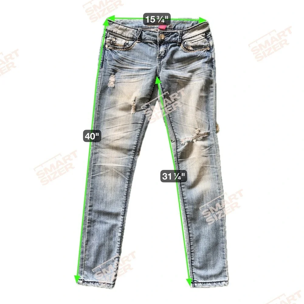 Almost Famous Junior Girls Distressed Blue Denim Jeans Rhinestone Pockets Size 5 - Picture 2 of 11